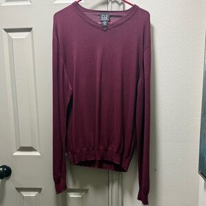 Jos. A. Bank V-Neck 100% silk Maroon Sweater